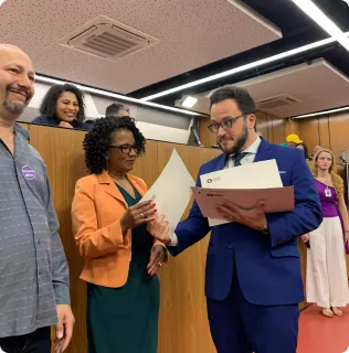 recebimento_de_homemnagem_na_aassembleia_legislativa_mg_deputado_enes_candido_2025_1_1x.webp